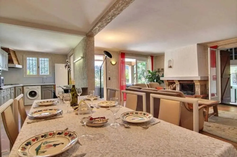 Magnifique Villa,Calme,Vue dégagée,Piscine,Parking,Wifi,Clim