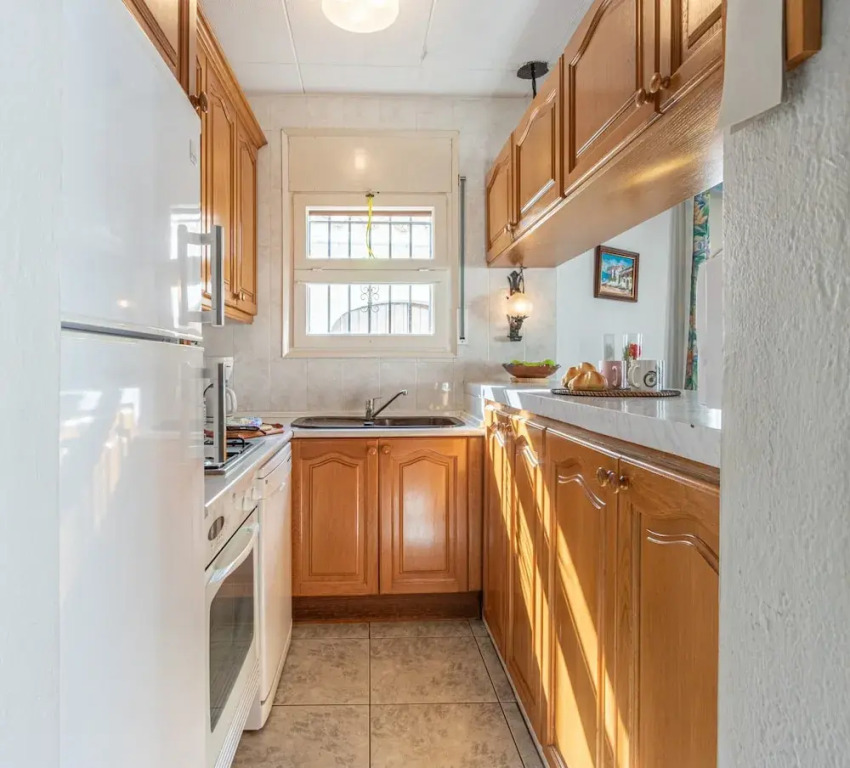 Apartment in Empuriabrava Near Sandy Beach