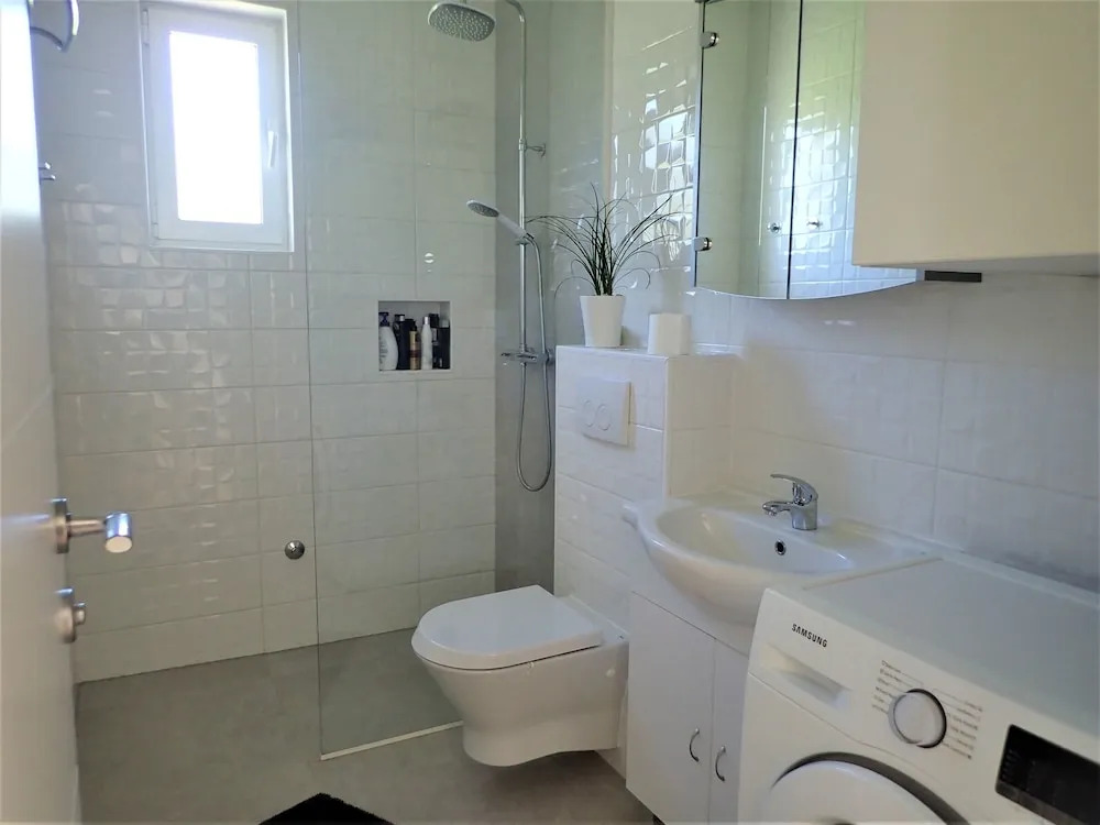 Apartments Maialena-modernly Furnished and With Nice Garden