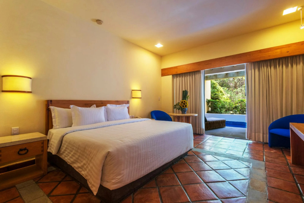 Hotel Rancho San Diego Grand Spa Resort
