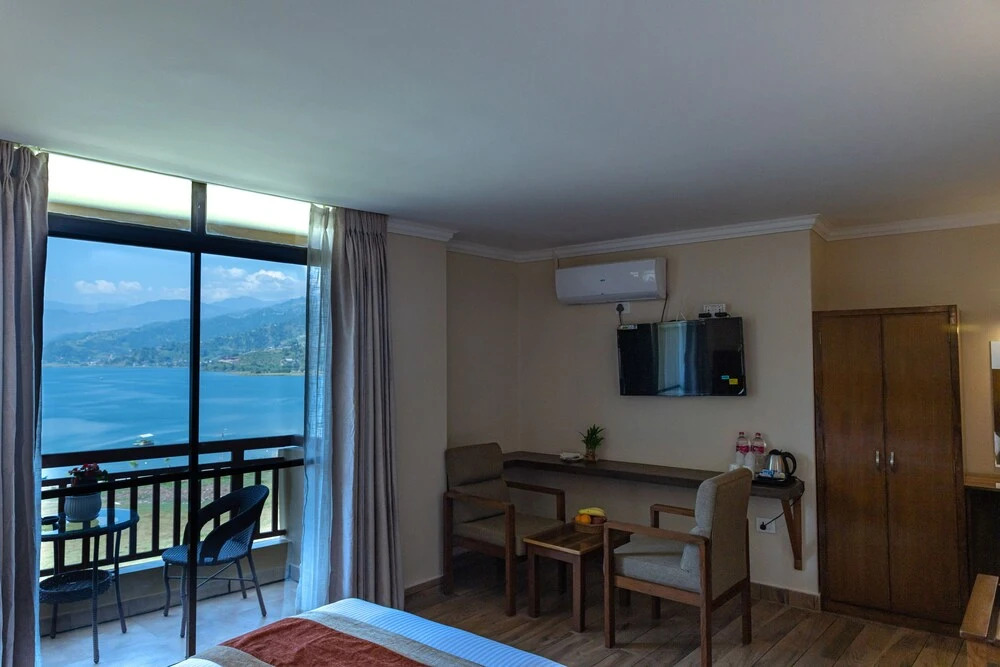 Hotel Fewa Camp