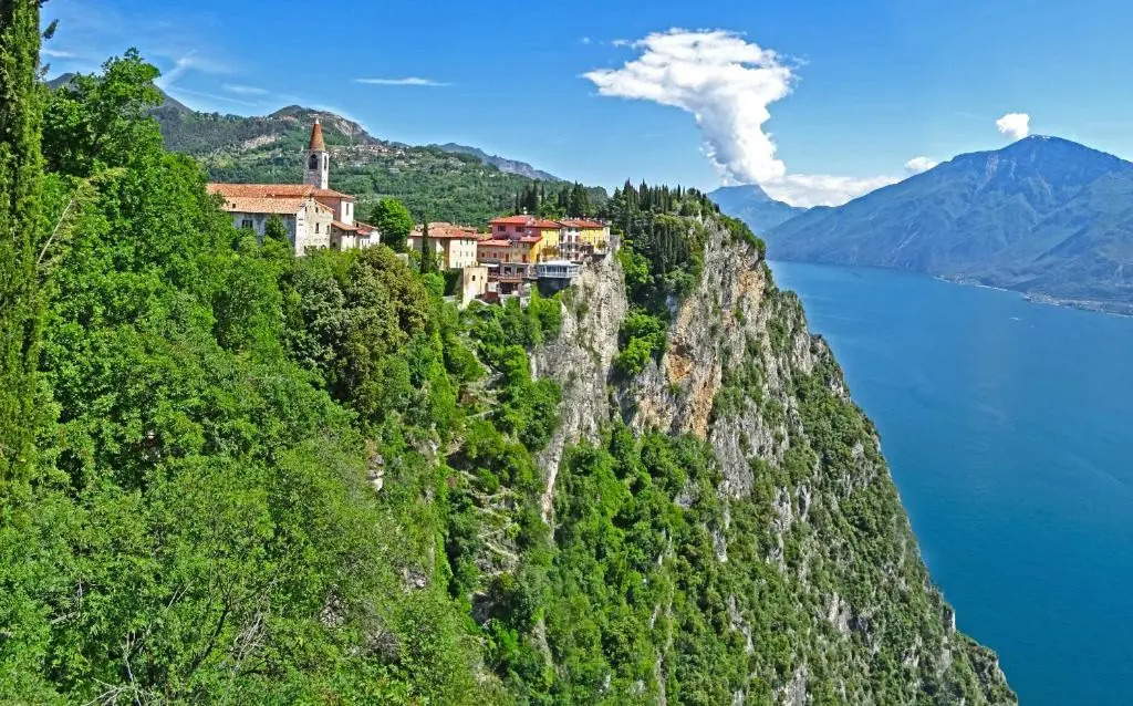 Casa De Pol Exclusive Lake View by Gardadomusmea