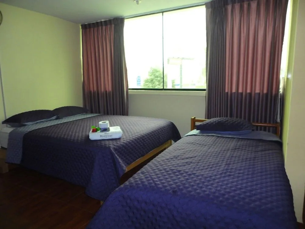 Montreal Hostal