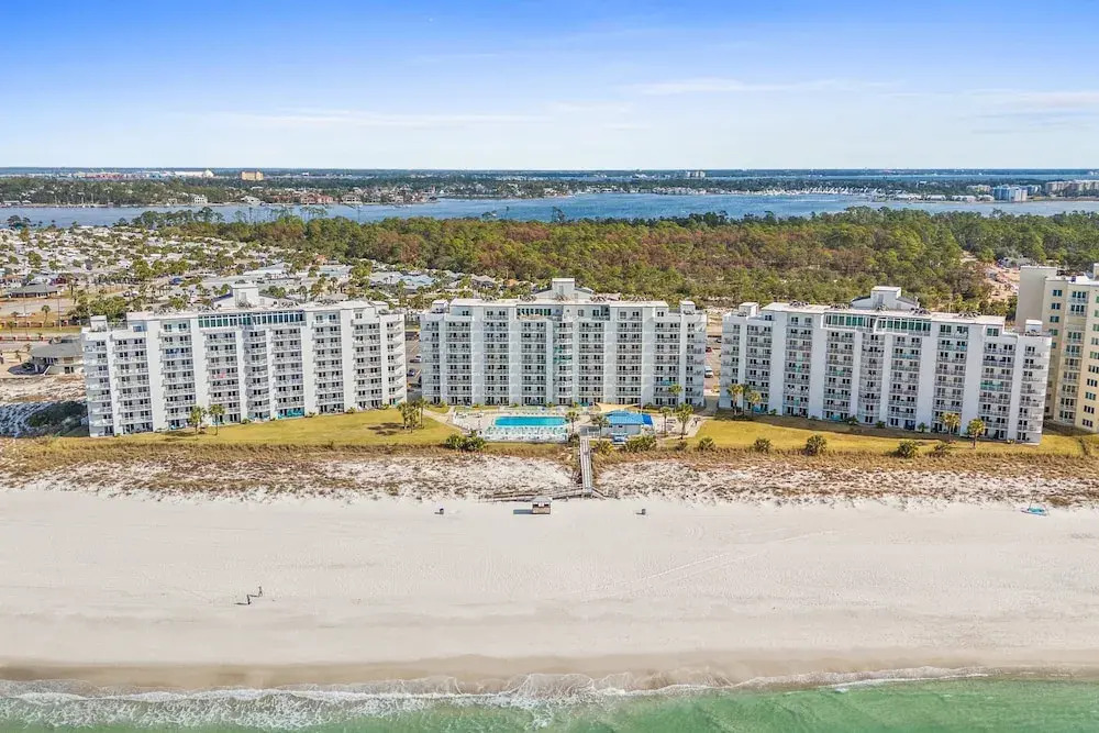 Moonspinner by Book That Condo