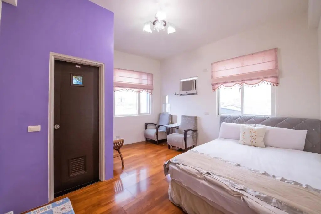 Happiness Hanada B&B