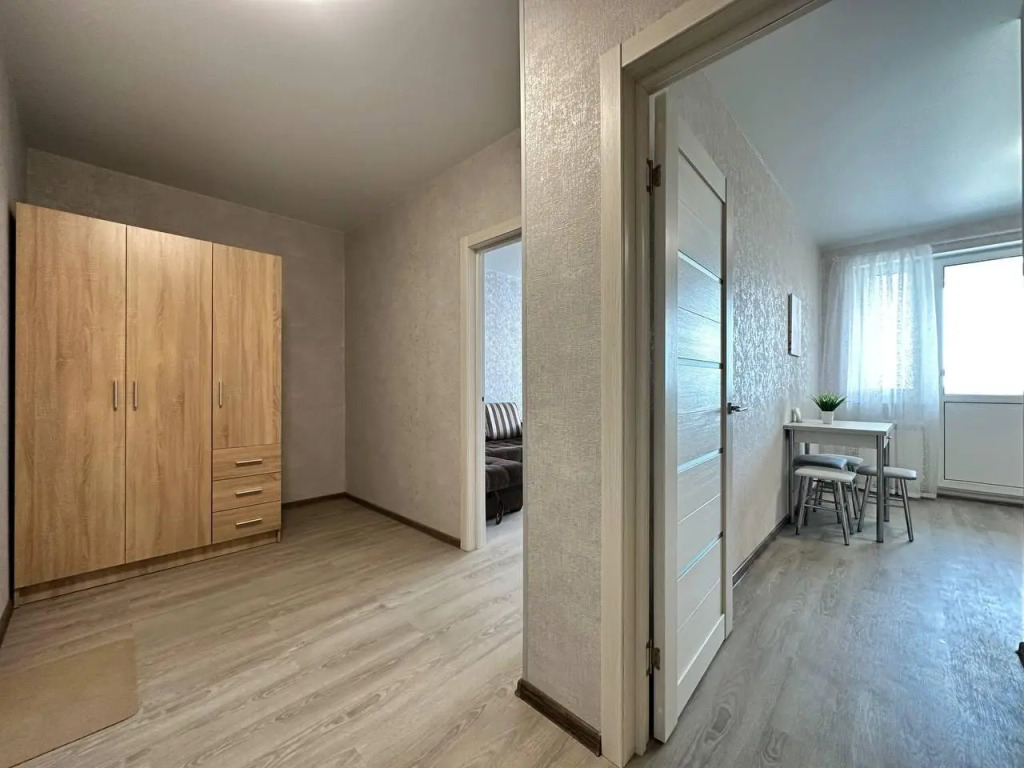 EasyRent на проспекте Карла Маркса 242