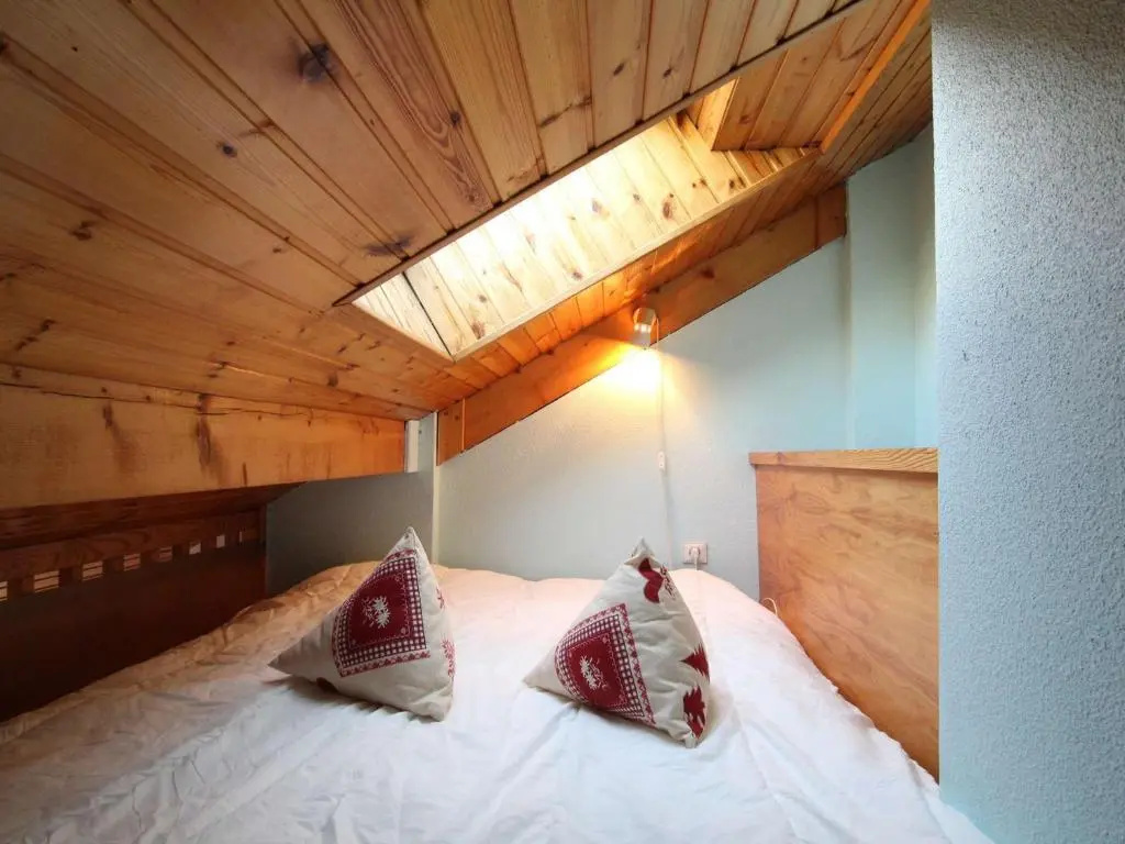 Appartement cosy avec balcon, parking privé et à 400m des télécabines - Centre-ville Briançon - FR-1-330C-19