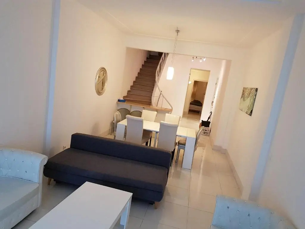 Apartment Duplex on Promenade des Anglais 177