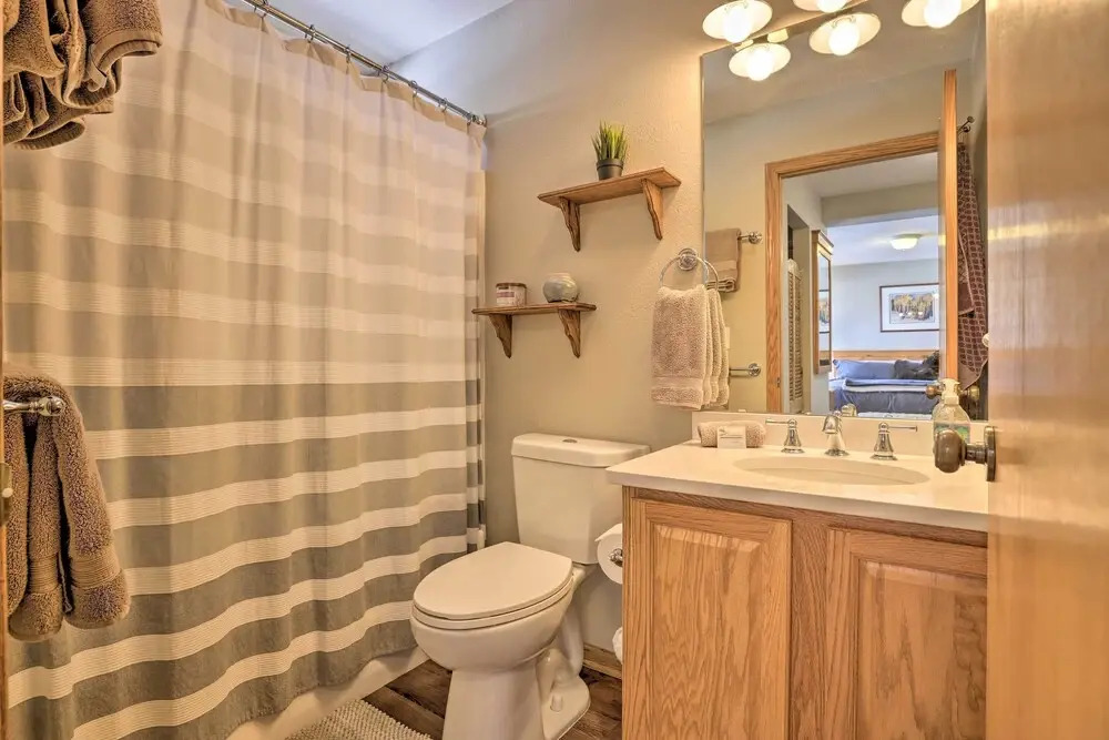Pet-friendly Fraser Condo w/ Community Hot Tub