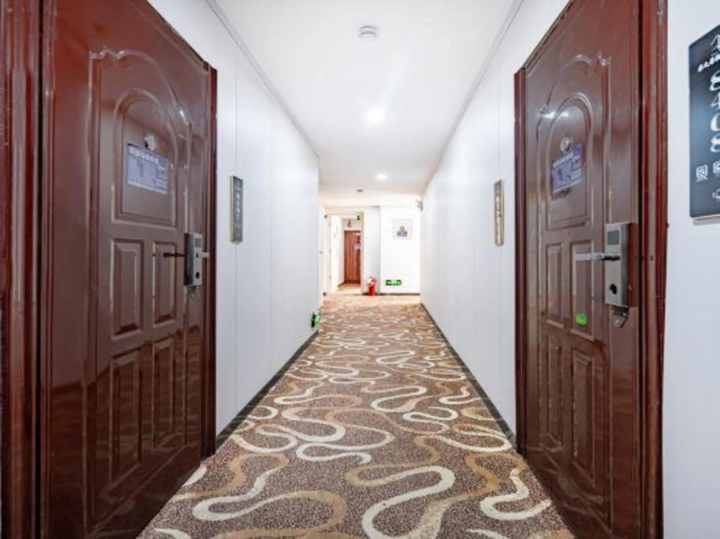 Lezhiju Express Hotel