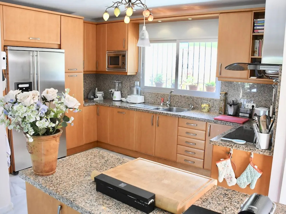 Apartment in Beautiful Villa With Communal Swimming Pool
