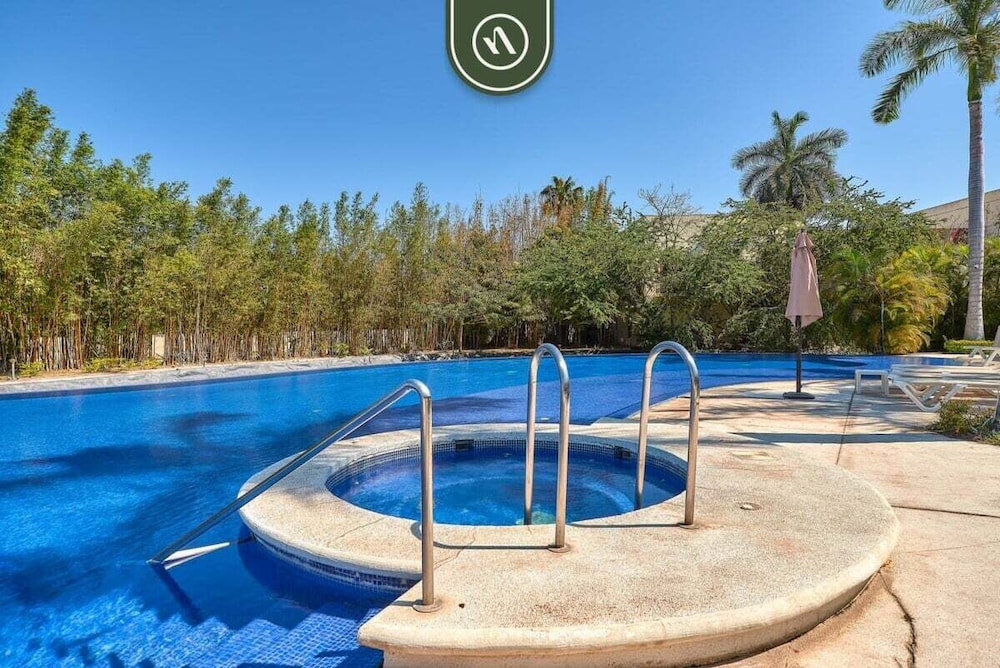 Amazing 2BR Condo in Nuevo Vallarta - Pool - King