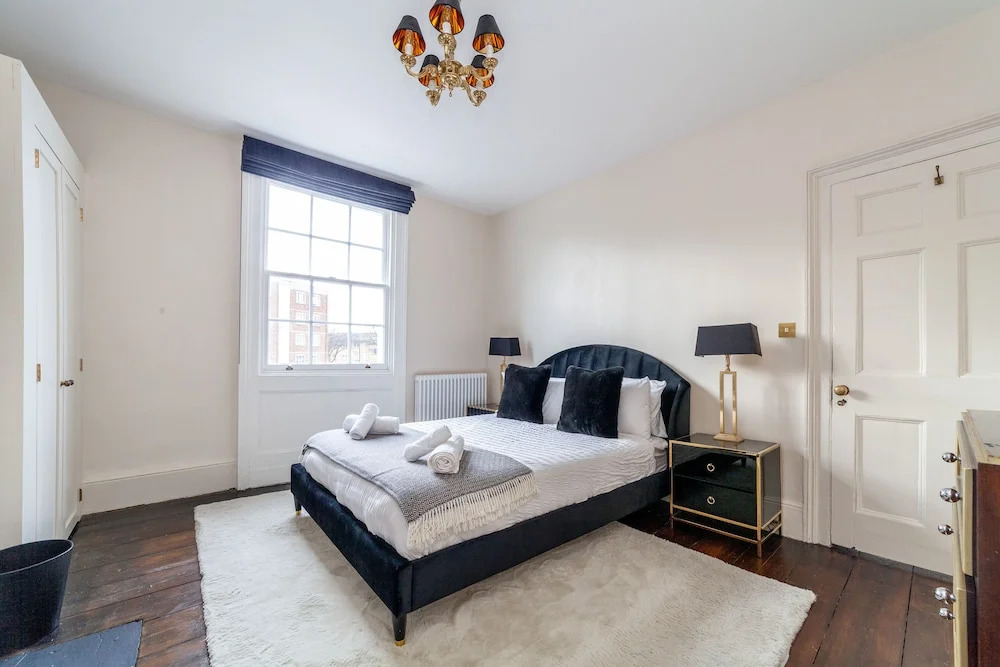 Modern & Stylish House in Deptford