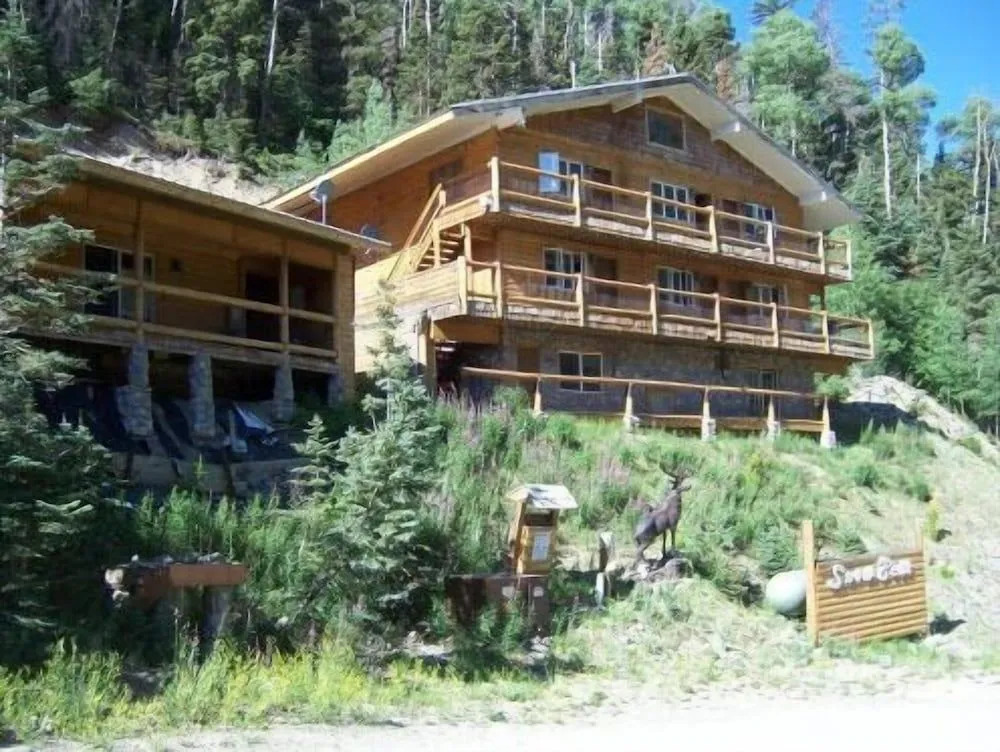 Snow Bear Inn