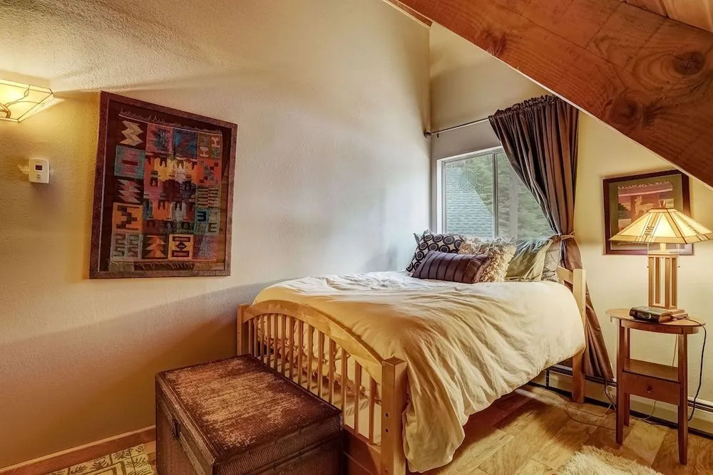 Woodland Escape - Cute Little Cabin in the Woods!