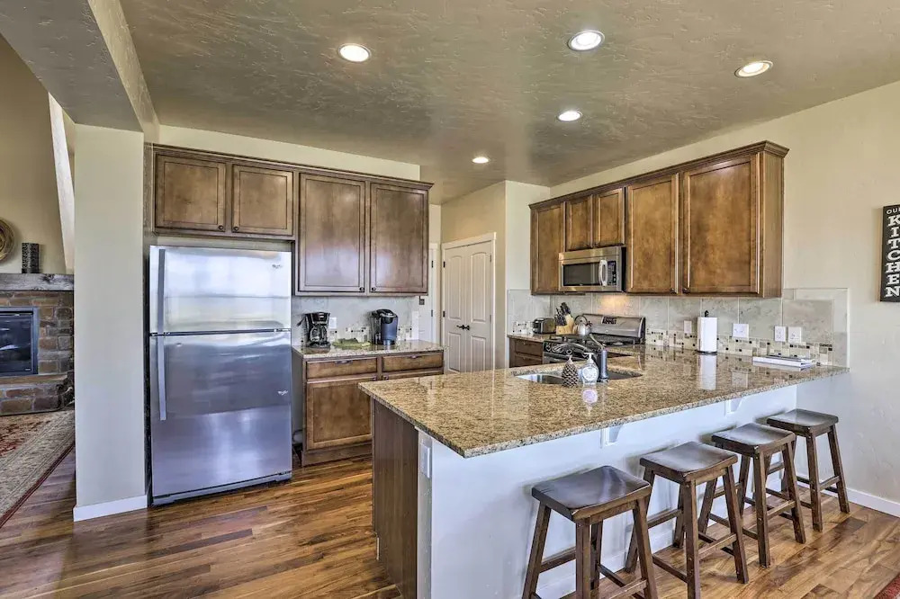 Deluxe Granby Ranch Hillside Home: Private Hot Tub