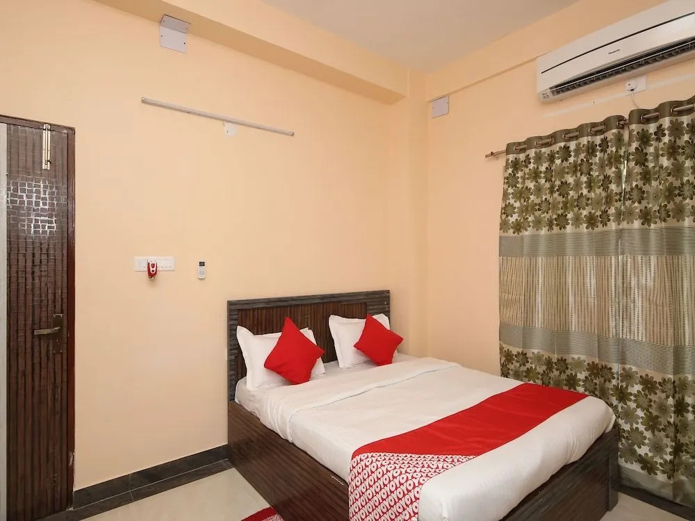 Hotel Buttercouch by OYO Rooms