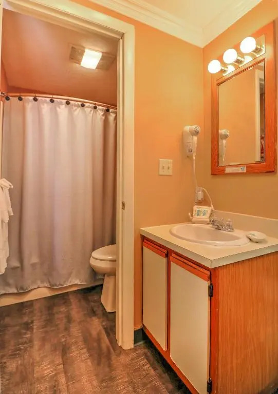 Sea Mist Resort Motel