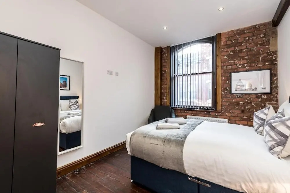 UStay 27 Stanley Street Party Apartments