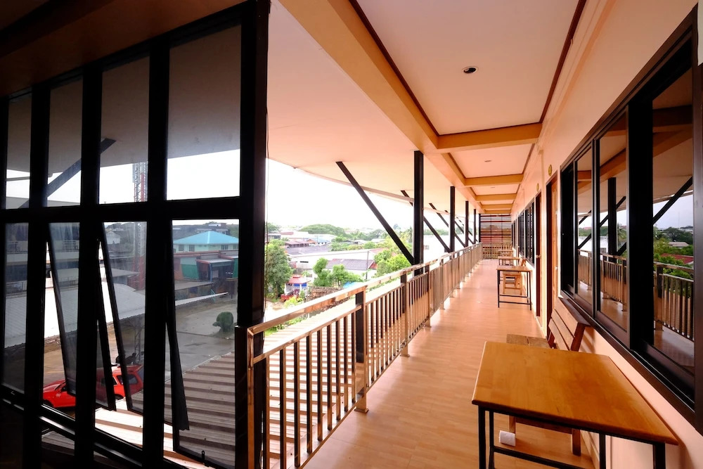 Kanjana Hotel