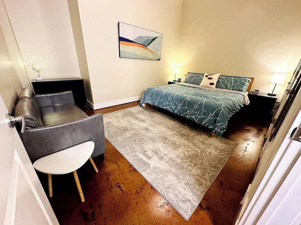 Ground-floor gem Walk to it all