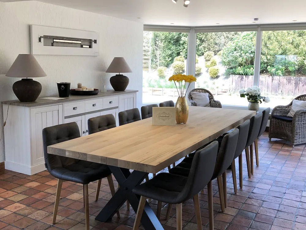 Atmospheric Holiday Home Situated in a Quiet Residential Area near Beach