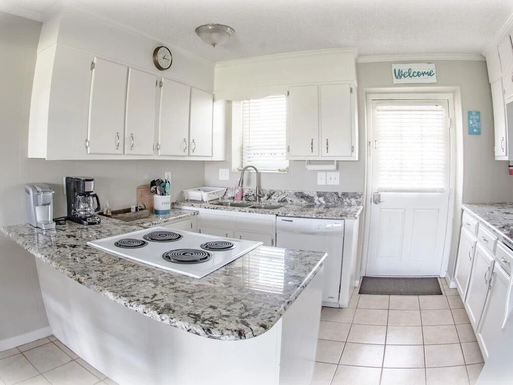 Holden Memories #67108 - 3 Br Condo