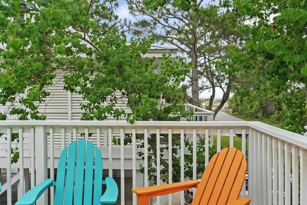 As You Like It by Avantstay Steps to Beach, Bikes, Sleeps 18!