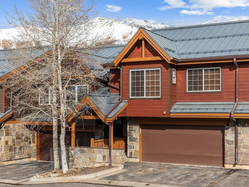 Northstar 6 3 Bedroom Condo by RedAwning
