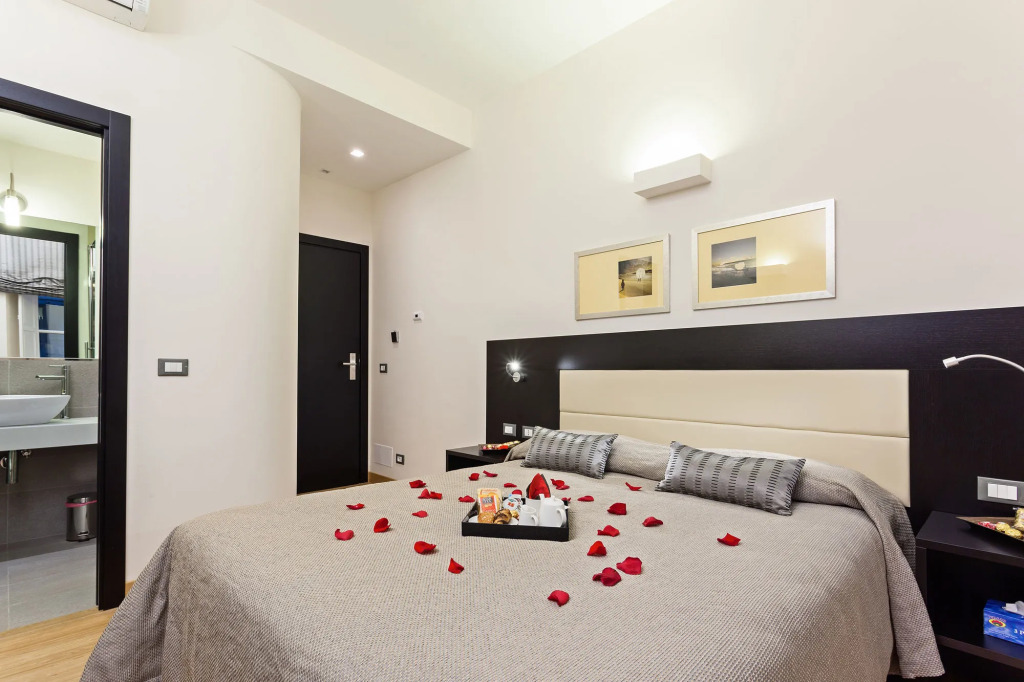 Domus Best Guest House
