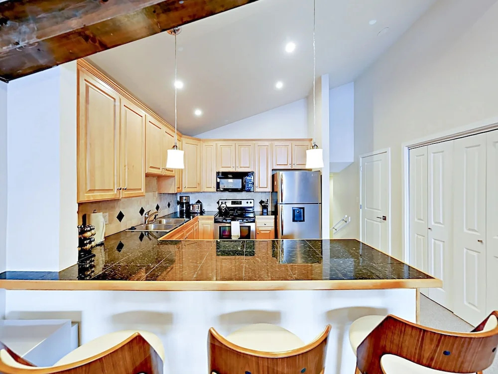 Vail Valley Condo #22 3 Bedrooms 3 Bathrooms Condo