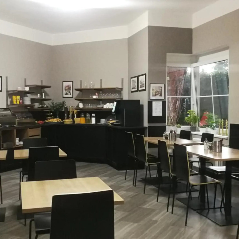 Hotel Tulipan Pruhonice