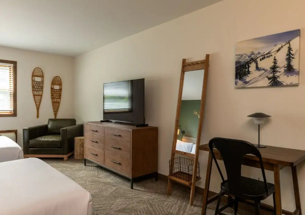 Lodge at Schroon Lake