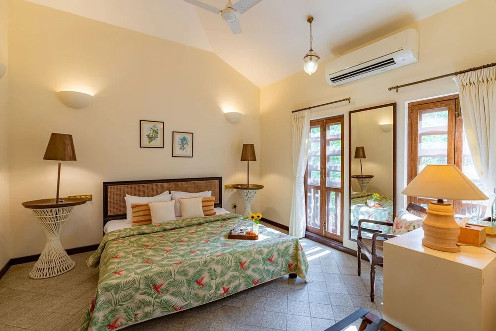 Loto Bianco in Siolim