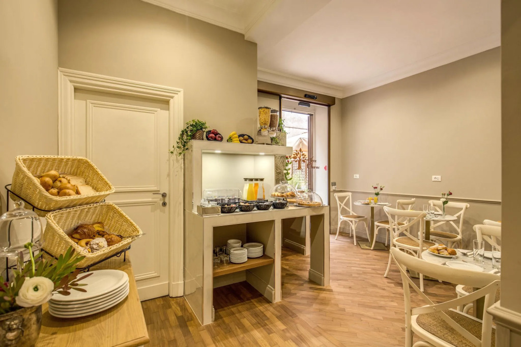 Charme Spagna Boutique Hotel