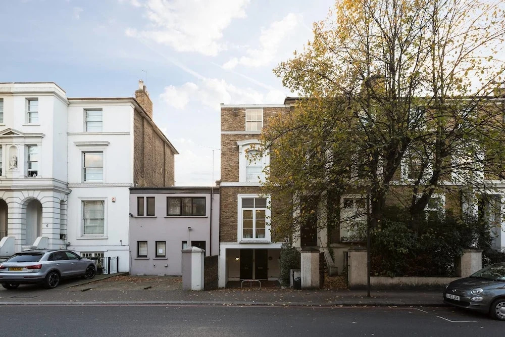 Exquisite and Chic 2 bed 2 Bath Flat in Chelsea