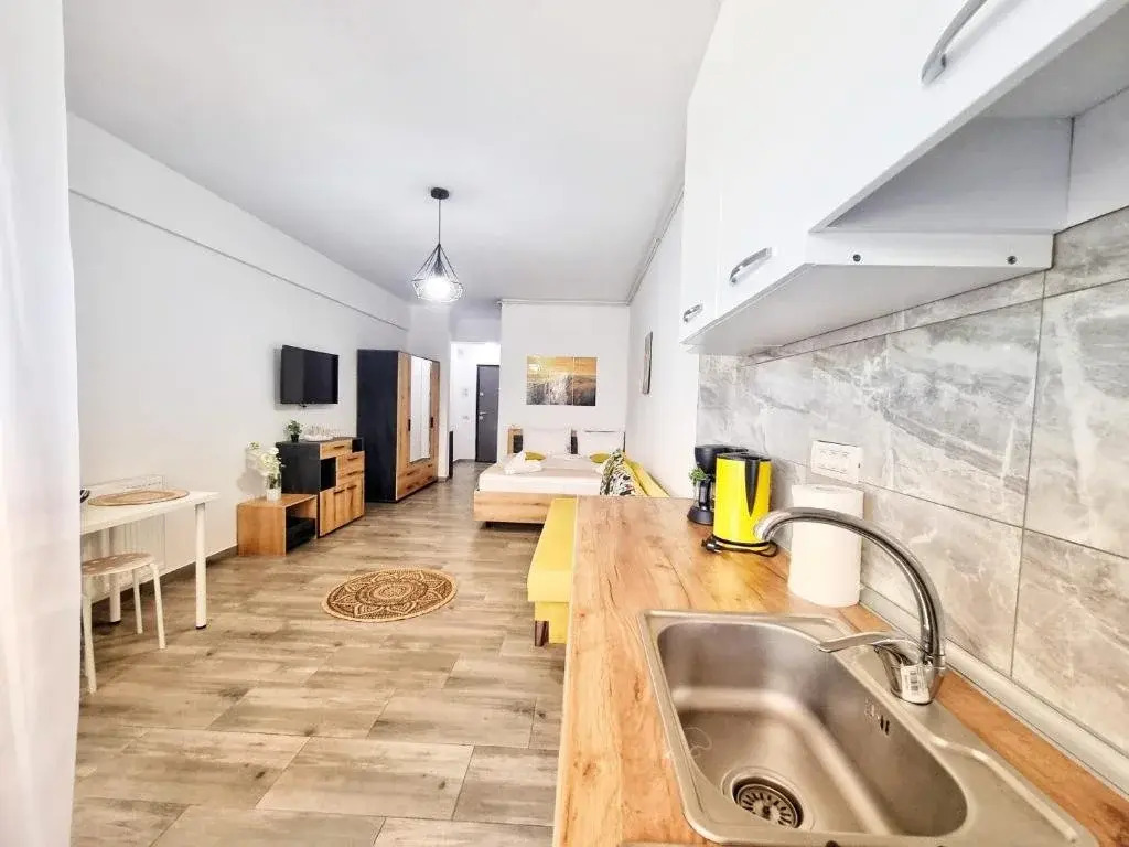 Seven Eleven Luxury Apartment