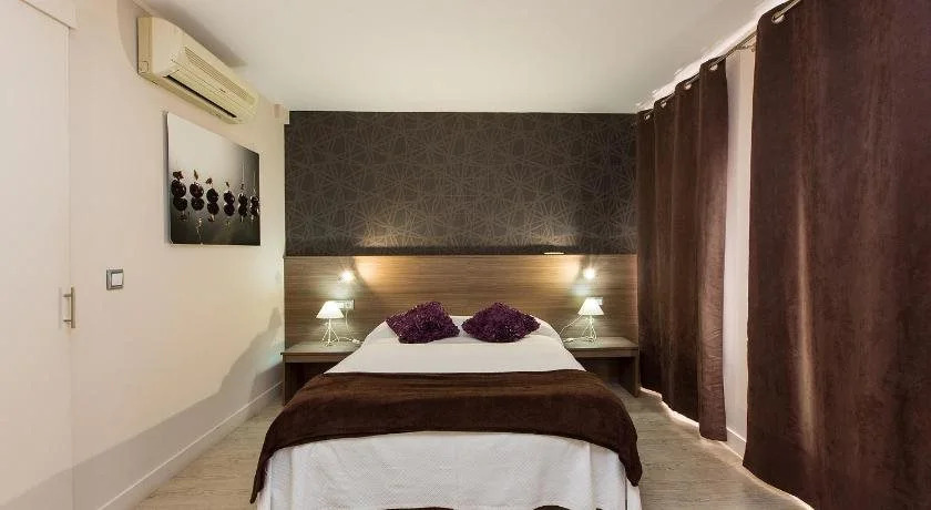 Hotel Casa Clara