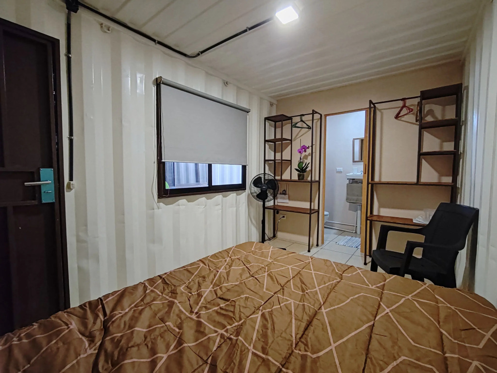 Costa Rica Eco-Container Hotel