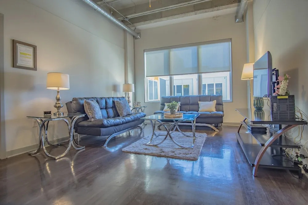 2br Fully Furnished Apartment In Midtown Atlanta 2 Bedroom Apts by RedAwning