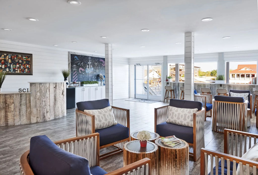 Shem Creek Inn