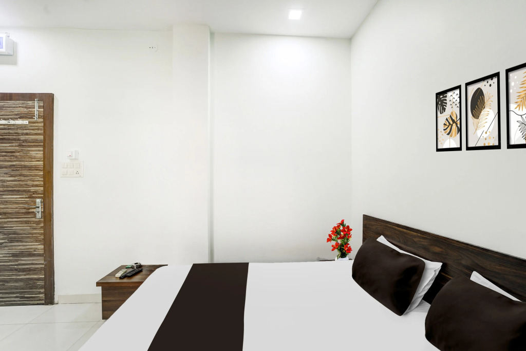 Super Collection O Ujjain City Centre Formerly Hotel Olive Inn