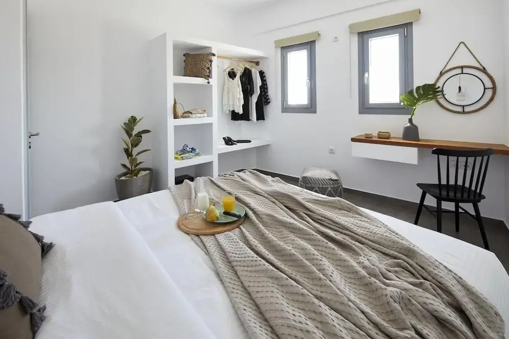 Pnoi Luxury Suites