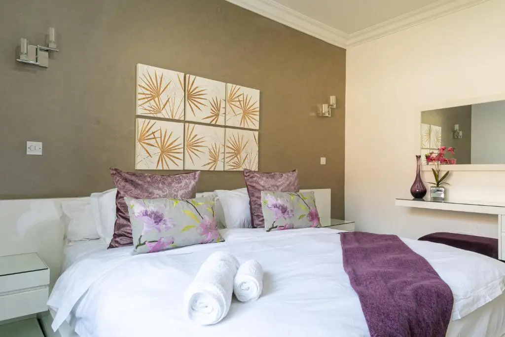 Fallsway Villas