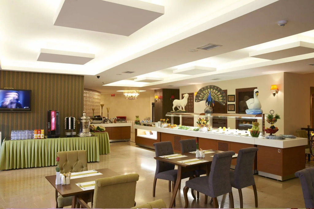 Saffron Hotel