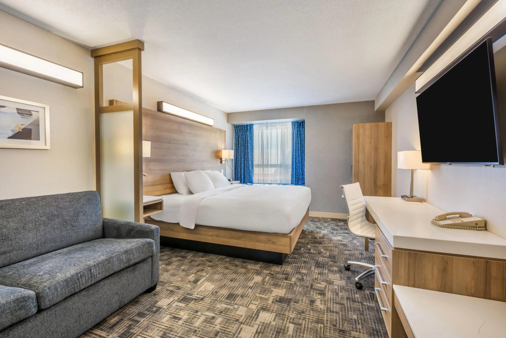 Microtel Inn & Suites by Wyndham - Timmins
