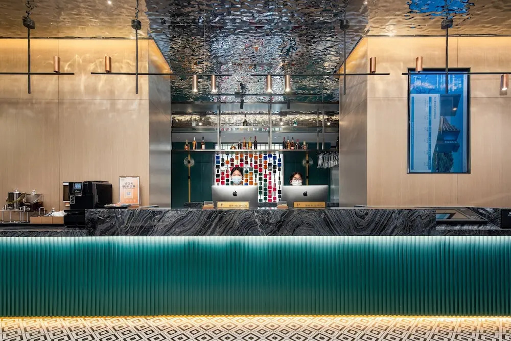 Yi Zhi Hotel (Pearl River Xincheng Store, Wuyangcun Metro Station, Guangzhou)