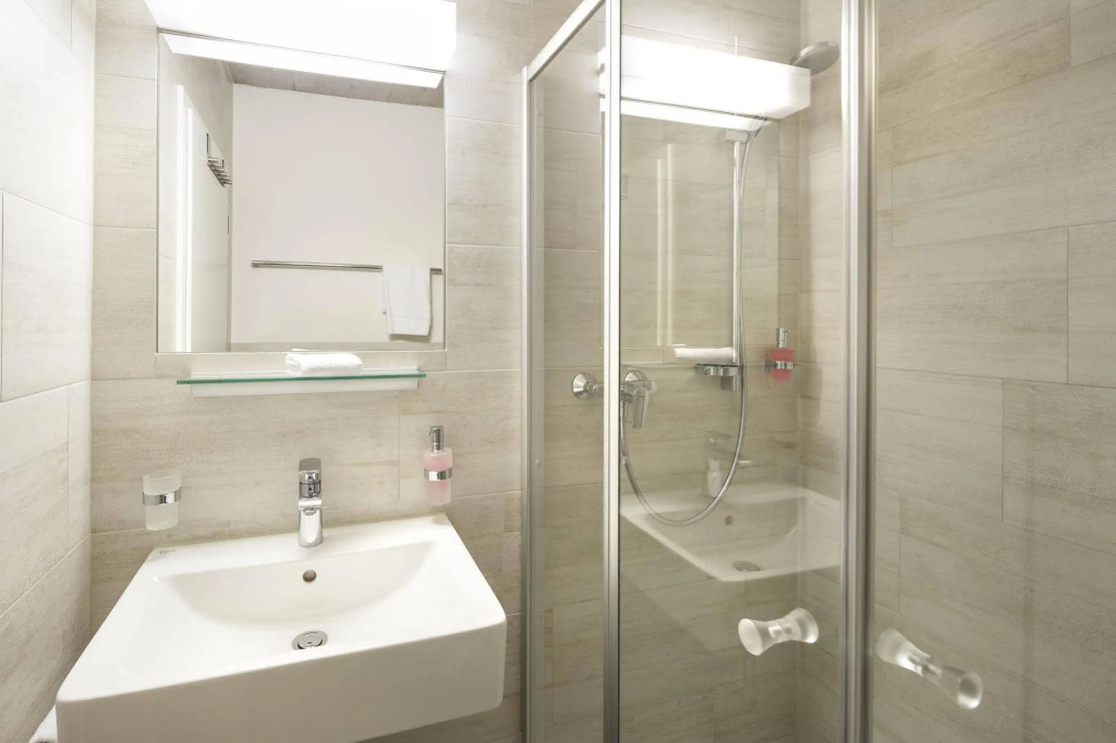 Tailormade Hotel IDEA Spreitenbach