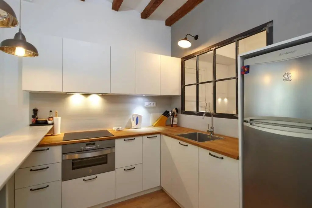 Avenida Apartments Sepulveda