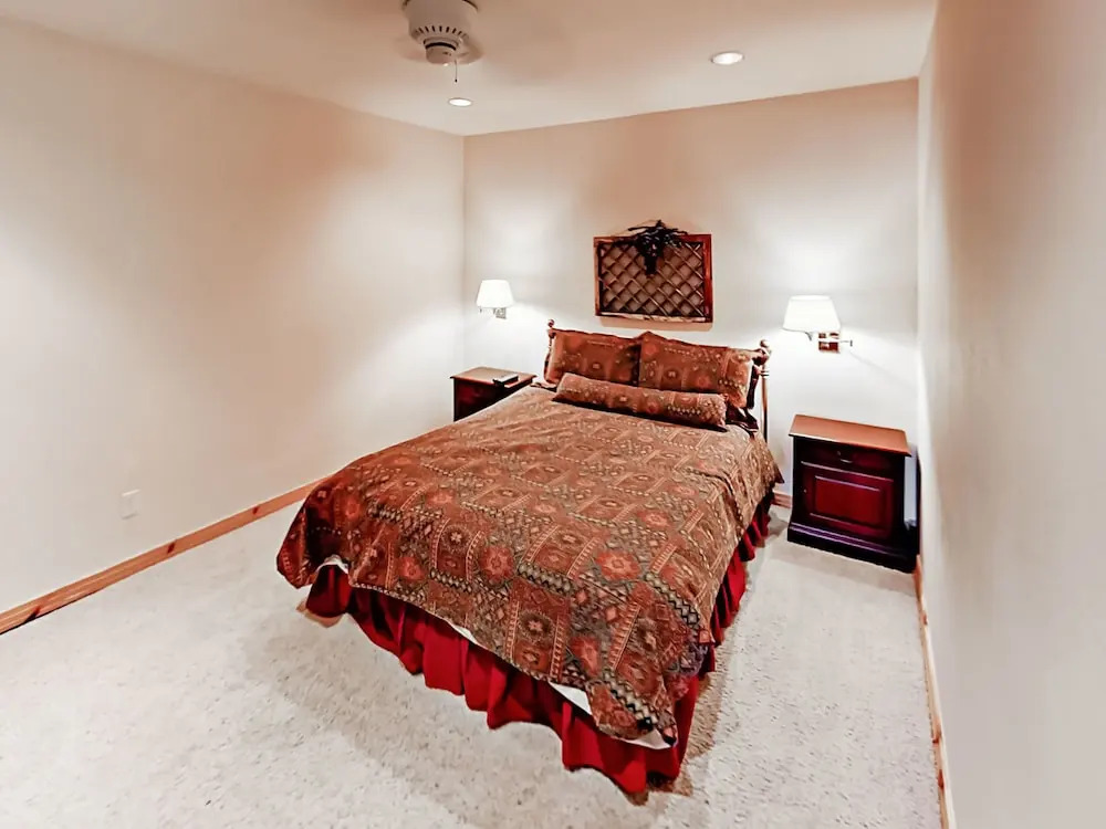 416 Kings Crown Rd Home 4 Bedrooms 4 Bathrooms Home